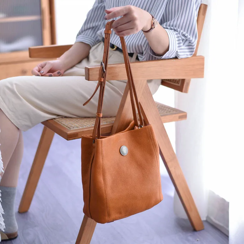 PNDME Fashion Vintage Handmade Genuine Leather Women's Tote Bag Casual Weekend Shopping Soft Real Cowhide Female Shoulder Bag