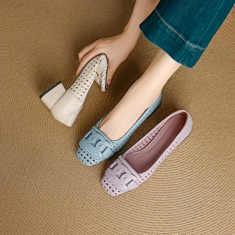 

Women's new genuine leather square toe perforated breathable metal accessories, including follow-up shoes, perforated shoes