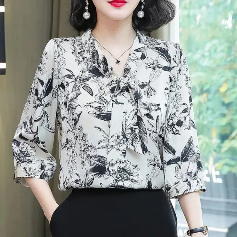 Korean Commute Spring and Summer New Chiffon Blouses Women\'s V-neck Spliced Printed Drawstring Bow Loose Chic 3/4 Sleeve Shirts