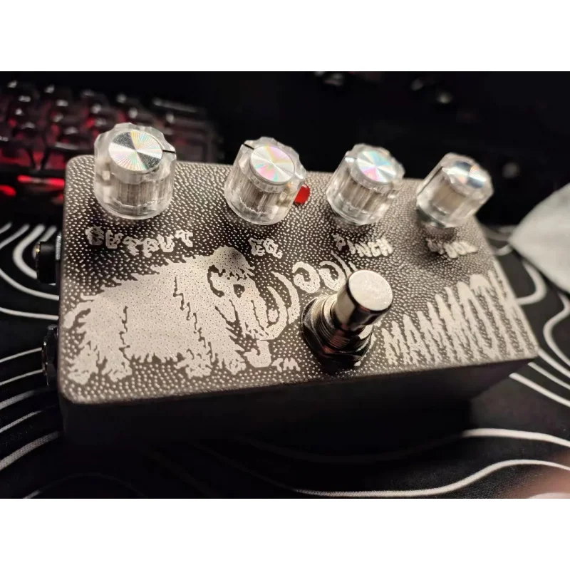 

True Bypass Woolly Mammoth Style Bass Fuzz Pedal Heavy Distortion Sub Bass Single Stompbox For Guitar Bass