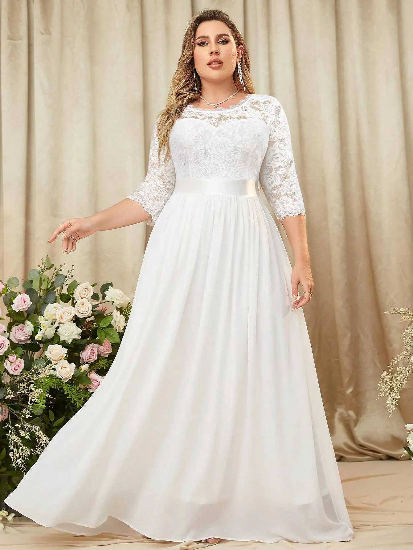 

Plus Size Floral Lace Bodice Flare Hem Formal Evening Maxi Dress White Elegant