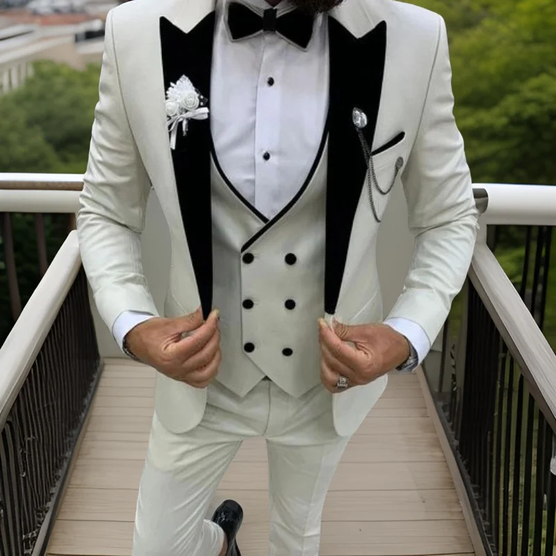 

Slim Fit Suits for Men 3 Pieces Wedding Groom Tuxedo Peak Lapel Bridegroom Blazer with Double Breasted Vest Pants 2024