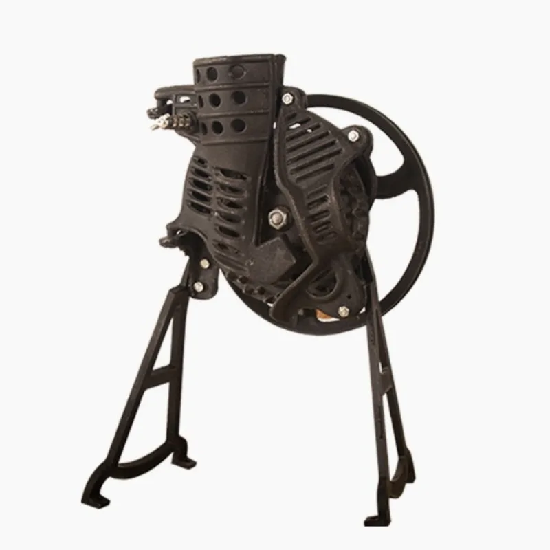 Heavy Duty Corn Sheller Manual Hand Crank Corn Thresher with Adjustable Screws for Efficient Shelling Also Hulls Walnuts