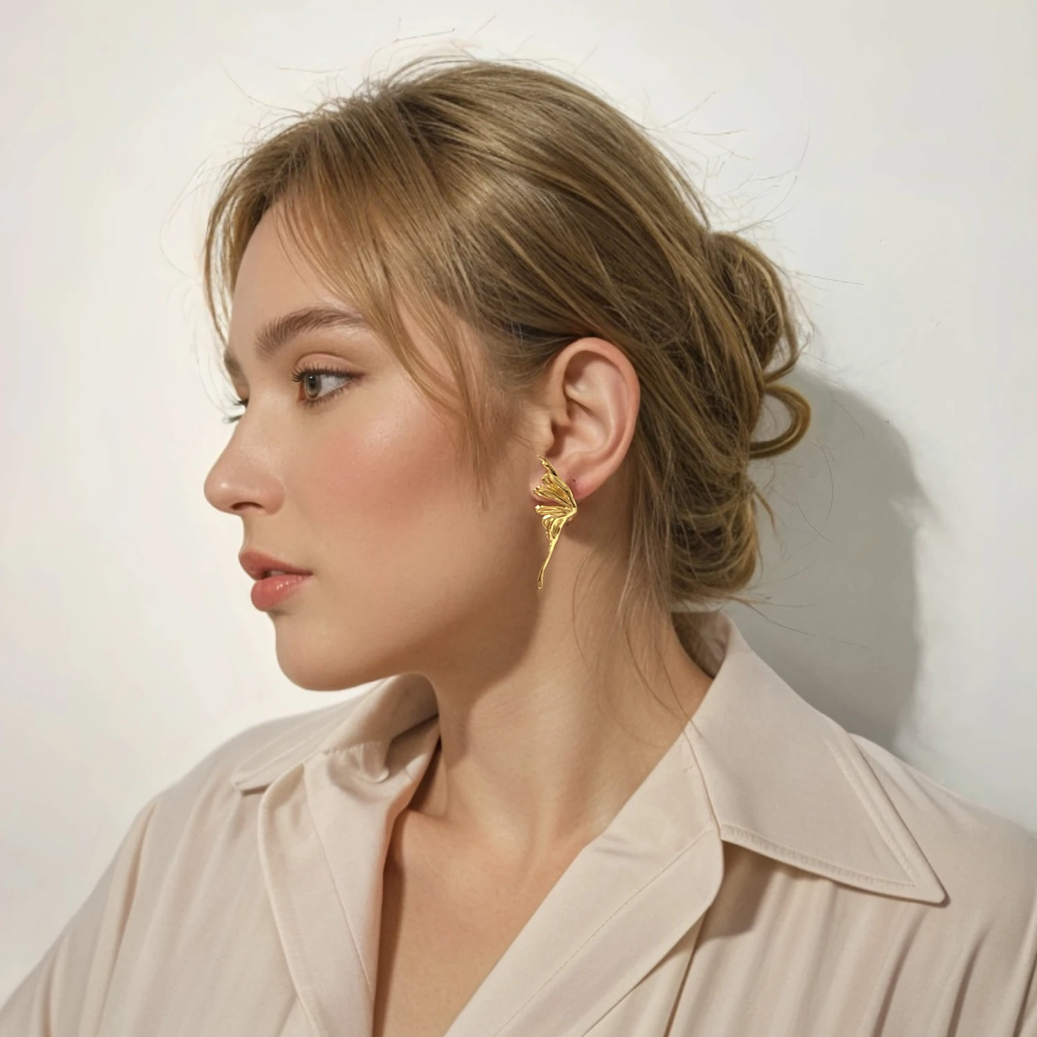 Fashion Stainless Steel Symmetric Butterfly Earrings Women Gold Color Pvd Plated Fashion Charms Jewelry Accessories