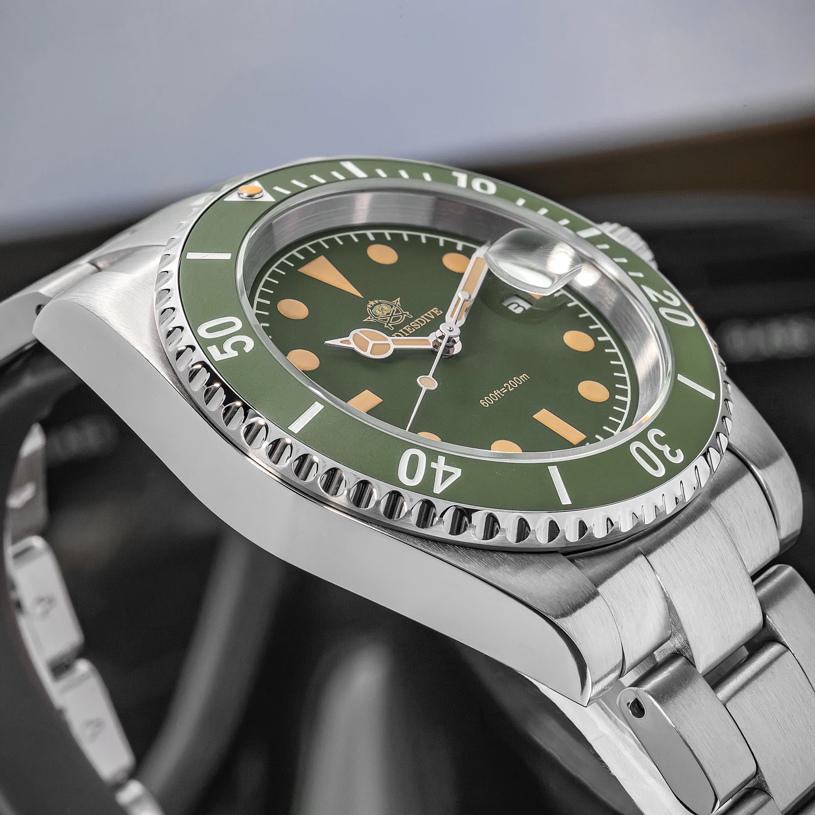 ADDIESDIVE Personalized Green Dial Men Watches Stainless Steel C3 Luminous Luxury AD2054 Quartz Watch Calendar Dive Reloj Hombre