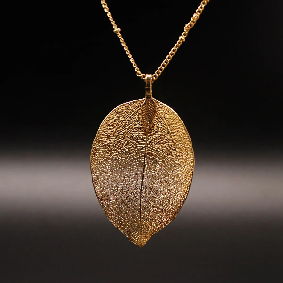 Real Leaf Sweater Chain Hollow Leaf Pendant Minimalist Fashion Necklace for Women Daily Jewelry Standard Length Silver Color