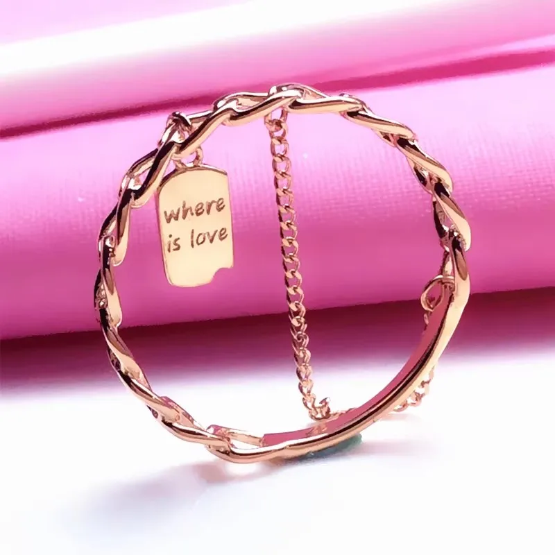 

585 Purple Gold Glossy Small Pendant Letter Rings for Women Plated 14k Rose Gold Tassel Chains Ring Fashion Banquet Jewelry