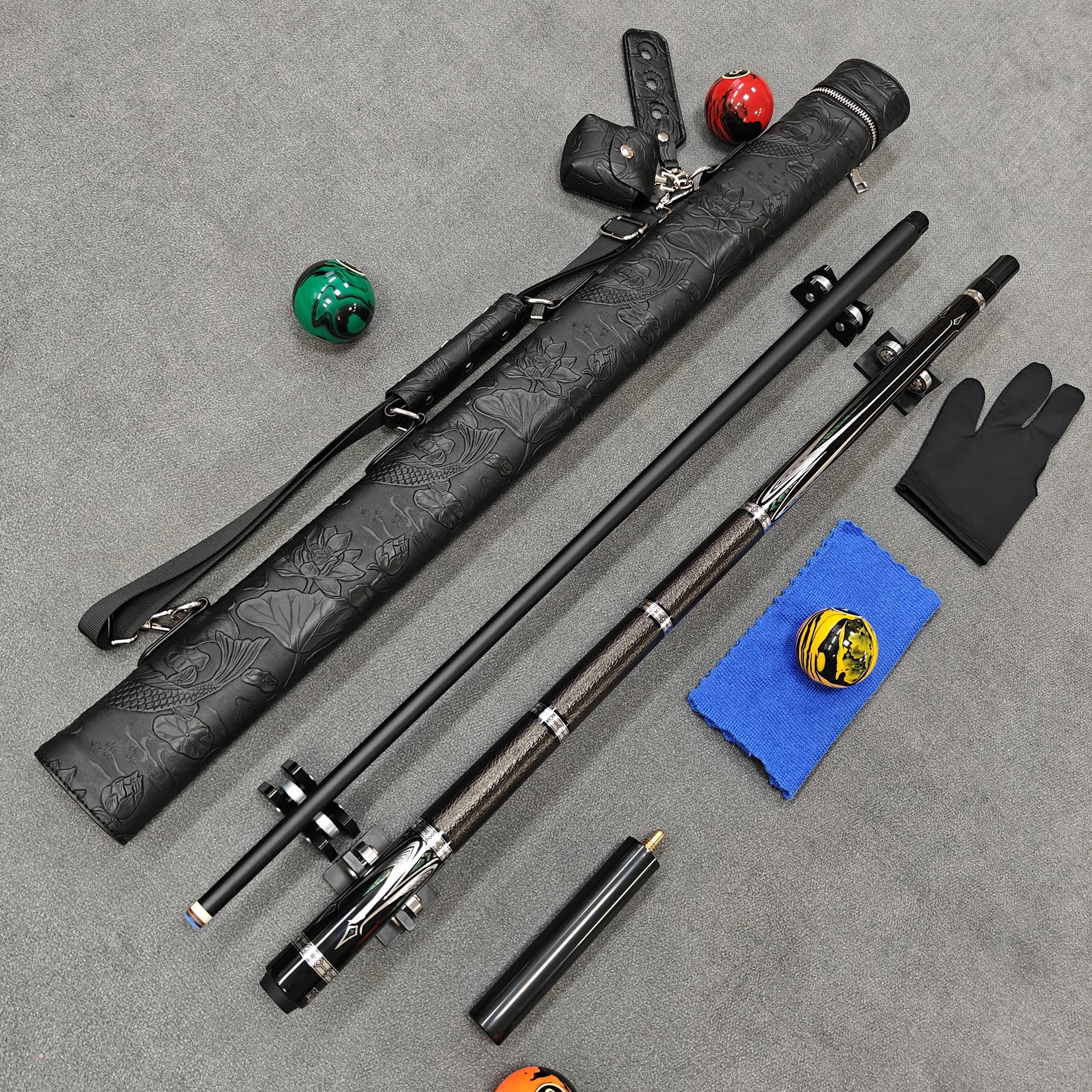 Billiard Cue Set 58.27in,12.5mm Tip,3‑Section Handle,Extended Butt, Carved‑Fish Case, Full Accessories for Outdoor Use