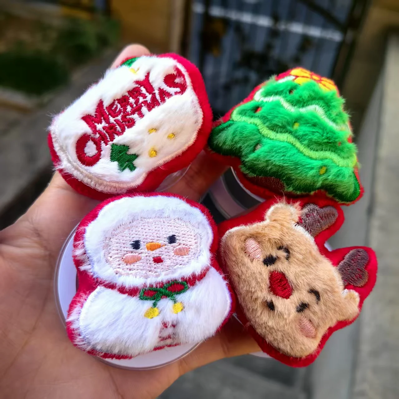 

Christmas Tree Magnetic Holder Grip Tok Universal Fabric Xmas Elk Foldable Smart Tok For Magsafe For iPhone Samsung Socket