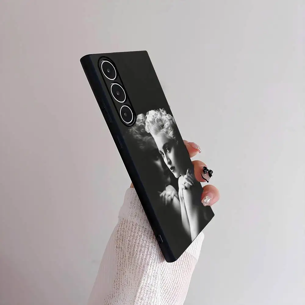 حافظة هاتف Singer M-Madonna حافظة TPU ناعمة صديقة للبشرة متوافقة مع هاتف Samsung S21/S22/S23/S24/S25 FE/Plus/Ultra
