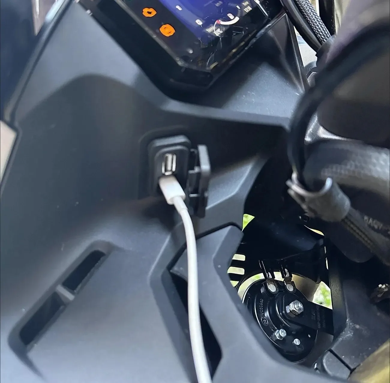 Motorcycle Accessories USB Charger Power Type C Charging Socket Waterproof For CFMOTO 450SRS 450SR-S 450SS 450SR 450 SS SR SRS