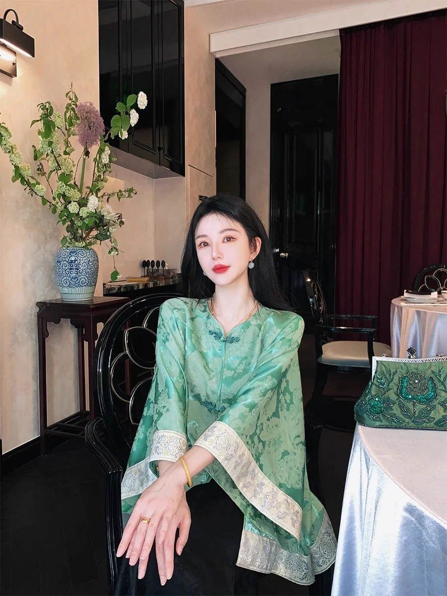 

New Chinese Style Blue And White Peacock Pattern Embroidered Thin Splicing Shirt Women's Top MOSS STUDIO Lace Snowflake Blouse