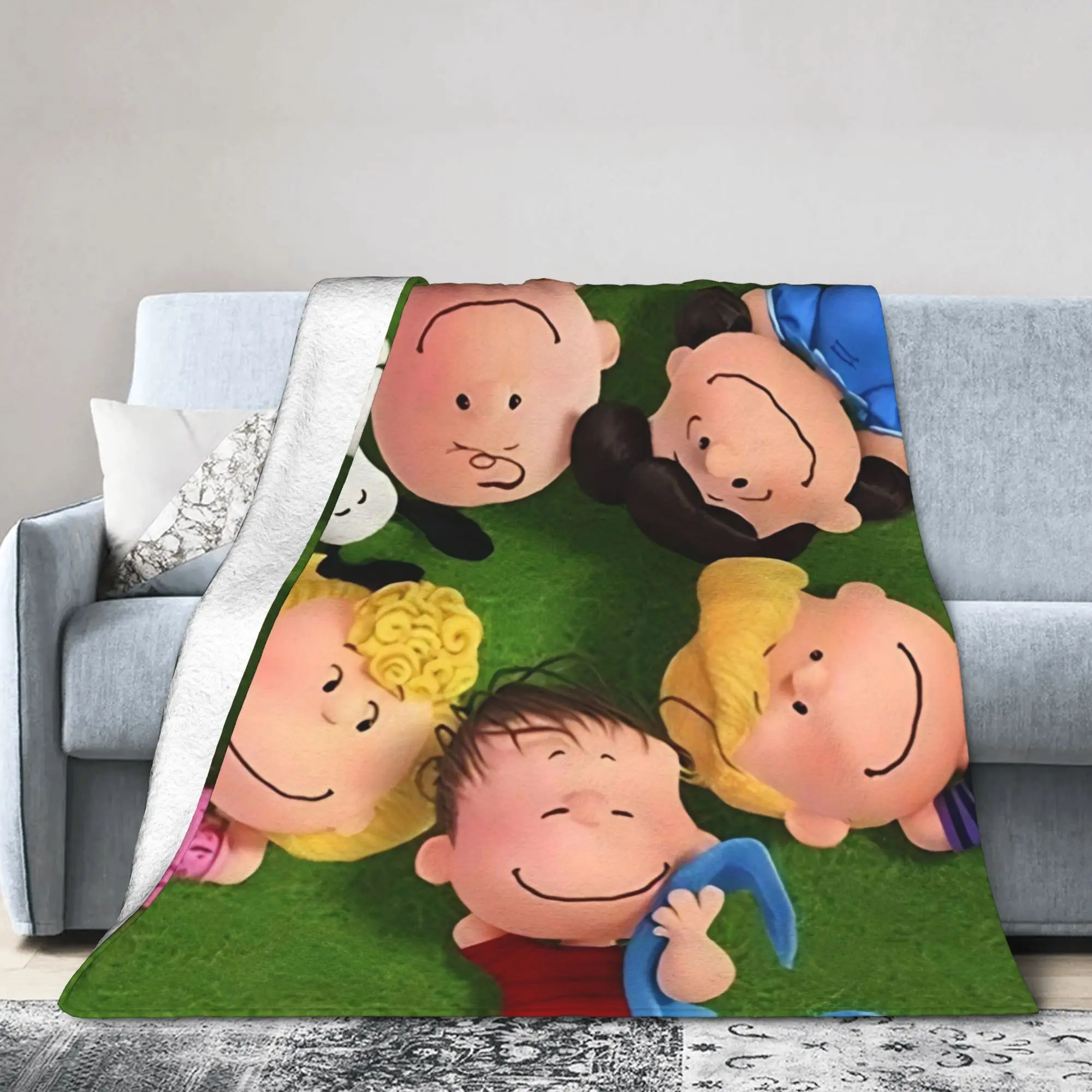 S-Snoopys Movie Flannel Blankets Friends Cartoon Fashion Throw Blanket for Home Hotel Sofa  125*100cm Rug Piece