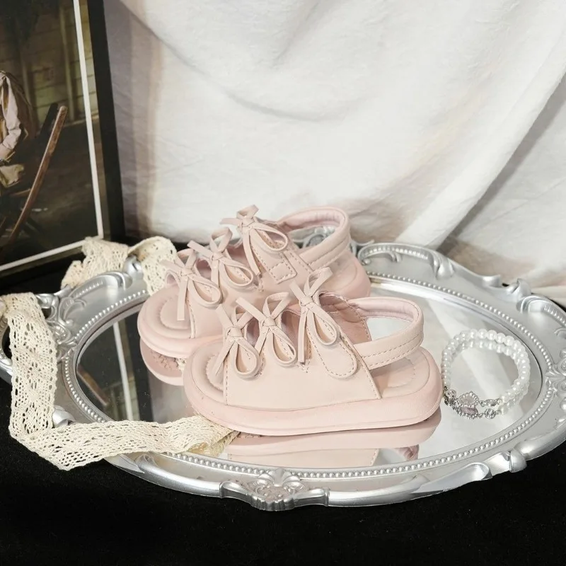Mädchen Strandschuhe Weiche Sohle Rutschfeste Mädchen Sandalen Einfarbig Vielseitig 2026 Sommer Neue Kinder Casual Prinzessinnen-Schuhe Trendig – Detail 4