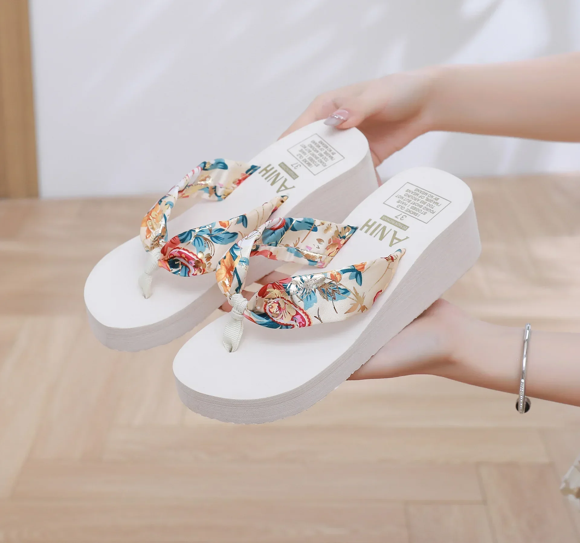 Damen Flip-Flops Sommer Strand Plateau-Slipper Lässige Outdoor-Keilsandalen Sommer Damenschuhe – Detail 13