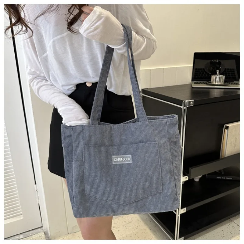 

Вельветовая сумка, женская сумка, новинка 2025, простая модная женская сумка через плечо большой вместимости, сумка-тоут