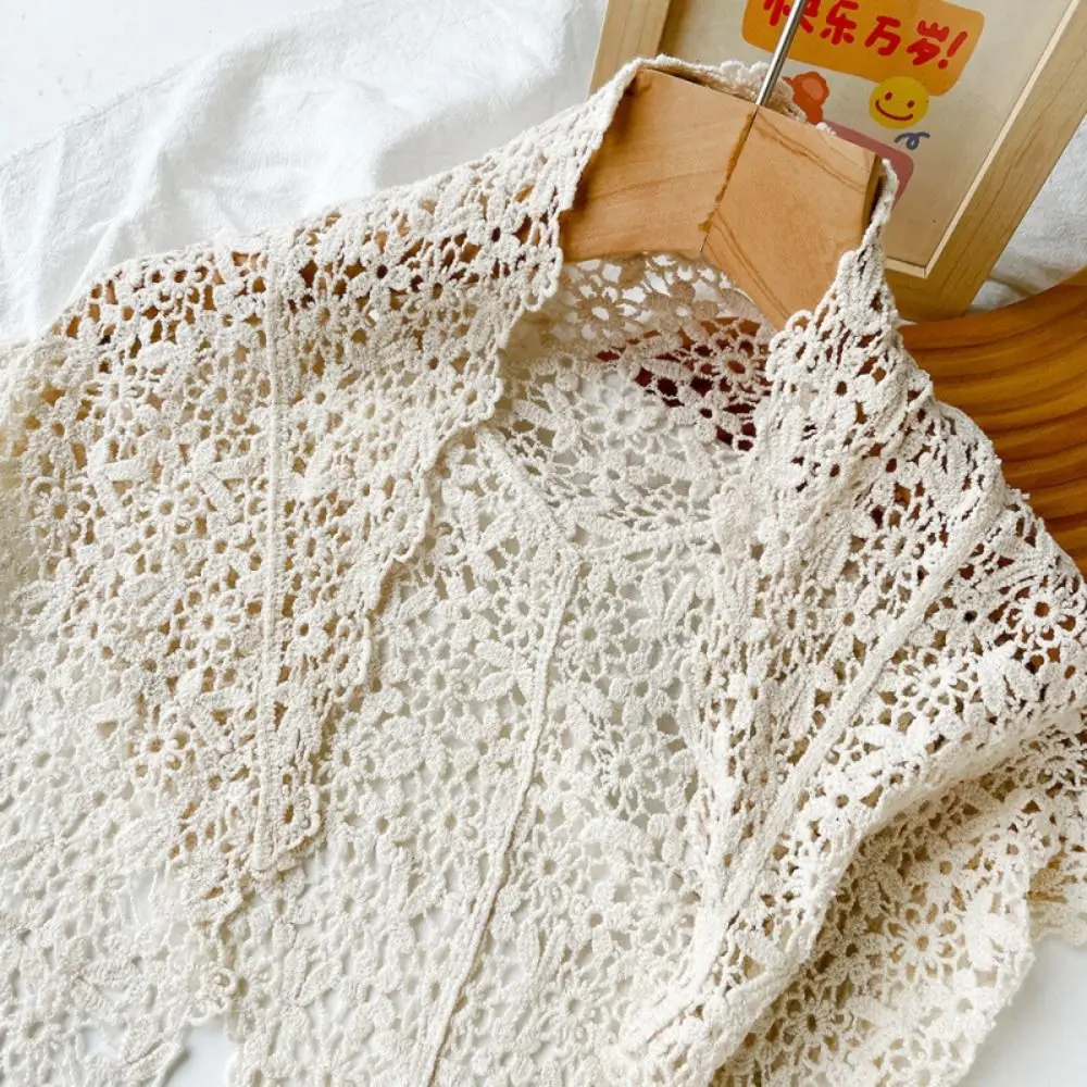 

Retro Fake Collar Lace Shawl Cape Cloak Lace Triangle Scarf Korean Style Clothes Decoration Flower Scarves Female