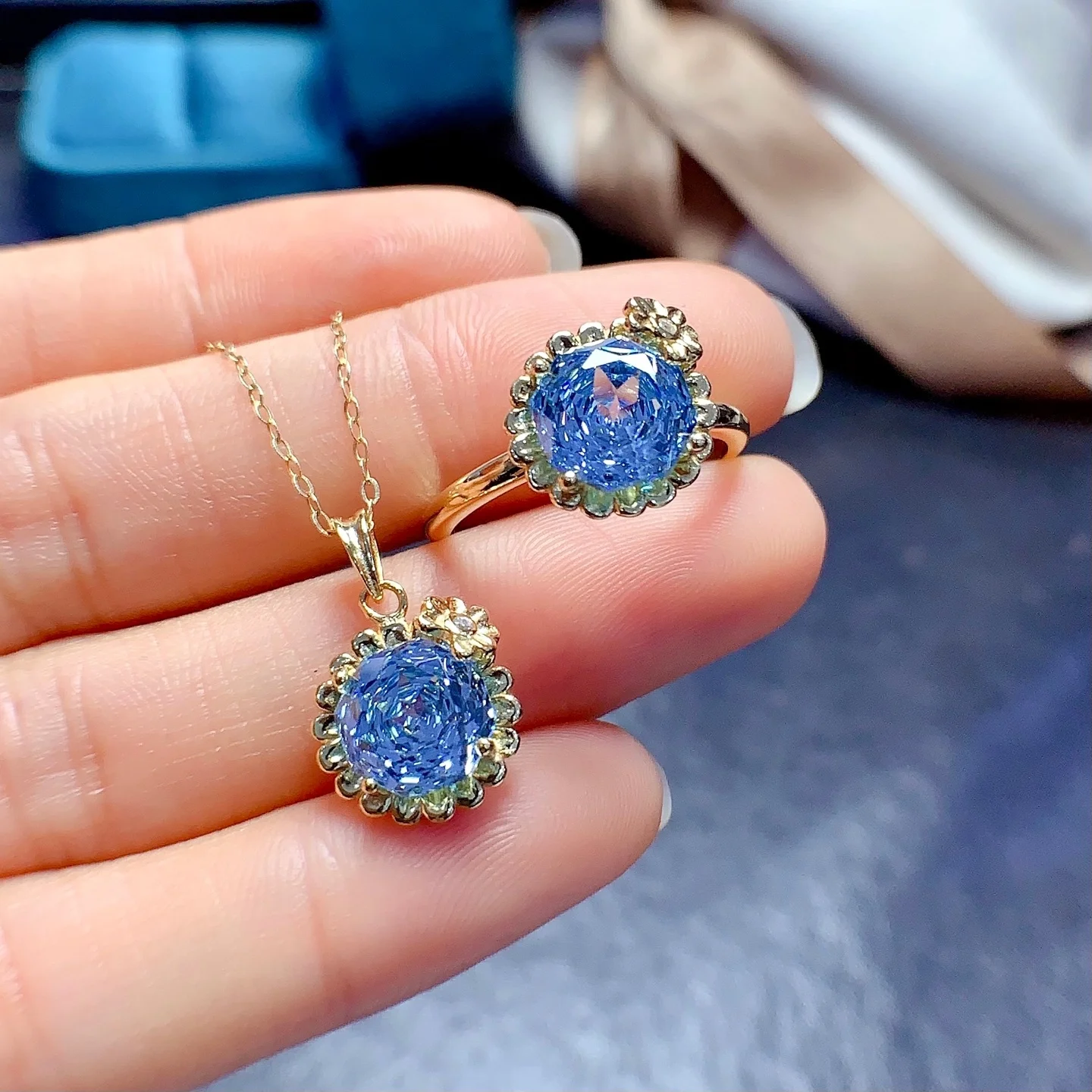 

New 925 silver round 8x8mm rose-cut high-carbon diamond moissanite ring and pendant set