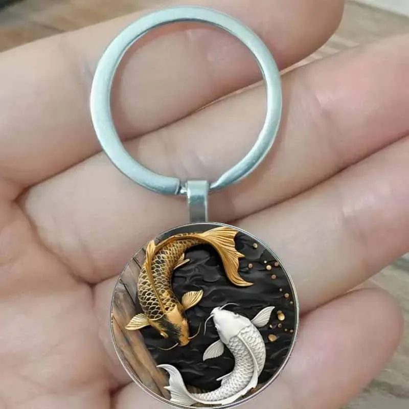 Брелок-в-стиле-ретро-с-карпом-—-цинковый-сплав-идеальный-праздничный-подарок-с-дизайном-талисмана-удачи-в-форме-золотой-и-белой-рыбы
