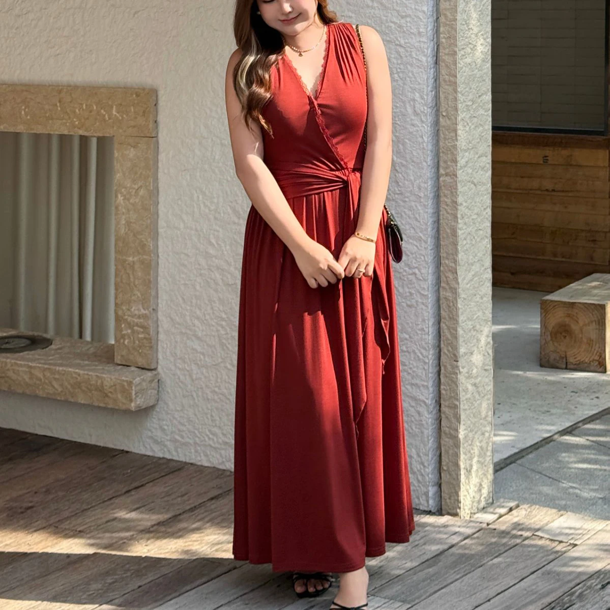 

2026 Summer Premium Plus Size Halter Neck Dress Lyocell Ice‑Cool Solid Color Tie Waist V‑Neck Slim Casual Dress For Women 9548