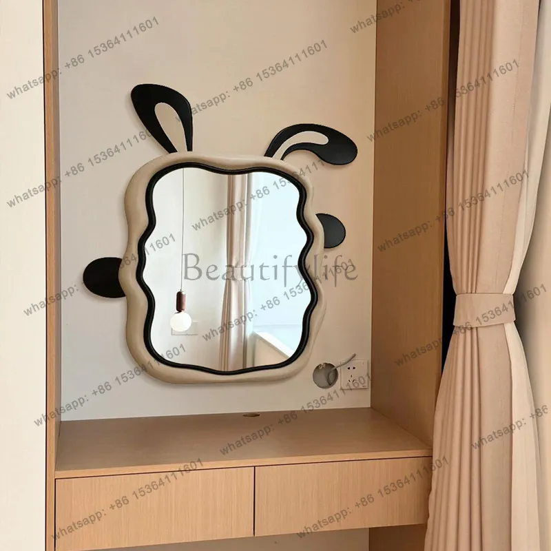 LJY Cute Cheap Mirror Aesthetic Modern Design Luxury Decoration Fashion Makeup Mirror Save Space Spiegel Wand Ornaments Home Dec