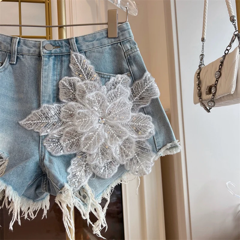 Sommer Mode Perlen Blumen Denim Shorts Frauen Streetwear Retro Quaste Hohe Taille Shorts Würzige Mädchen Lose Raw Rand Kurze