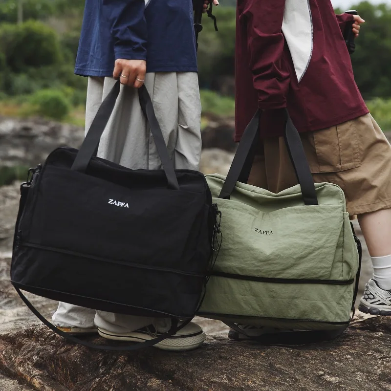 

Expandable Lightweight Large-Capacity Travel Bag Carry on Handheld Shoulder Crossbody Design Dry-Wet Separation for Sports Gym