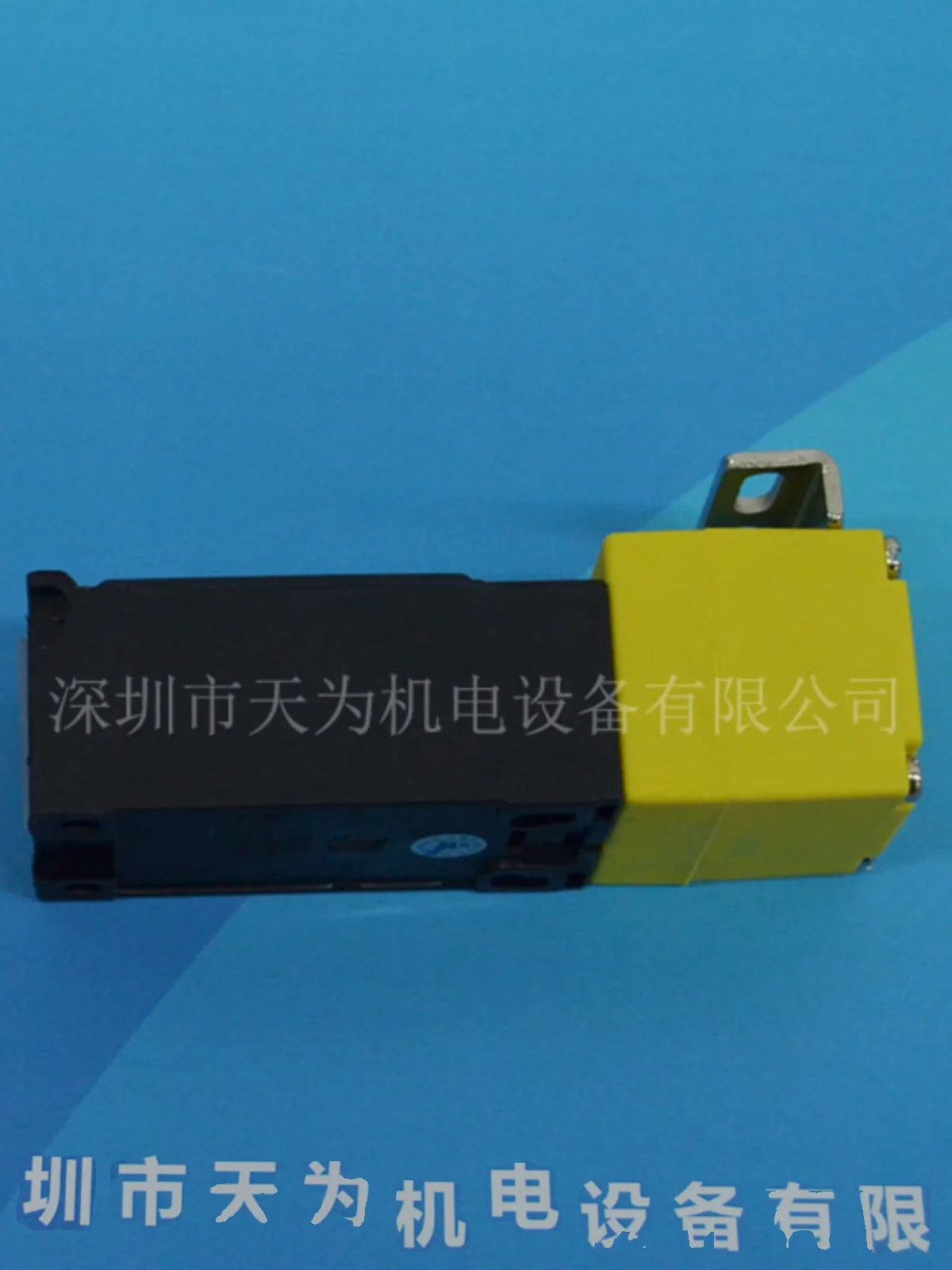 【 Original/one-year Warranty 】 D4NL-1AFA-B Limit Switch Taiwan Sinoqi SHINOZAKI