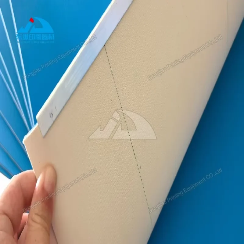 couverture-en-caoutchouc-de-pieces-de-rechange-de-machines-d'impression-offset-avec-la-barre-en-aluminium-772x62mm-pour-la-presse-d'impression-offset-heidelberg