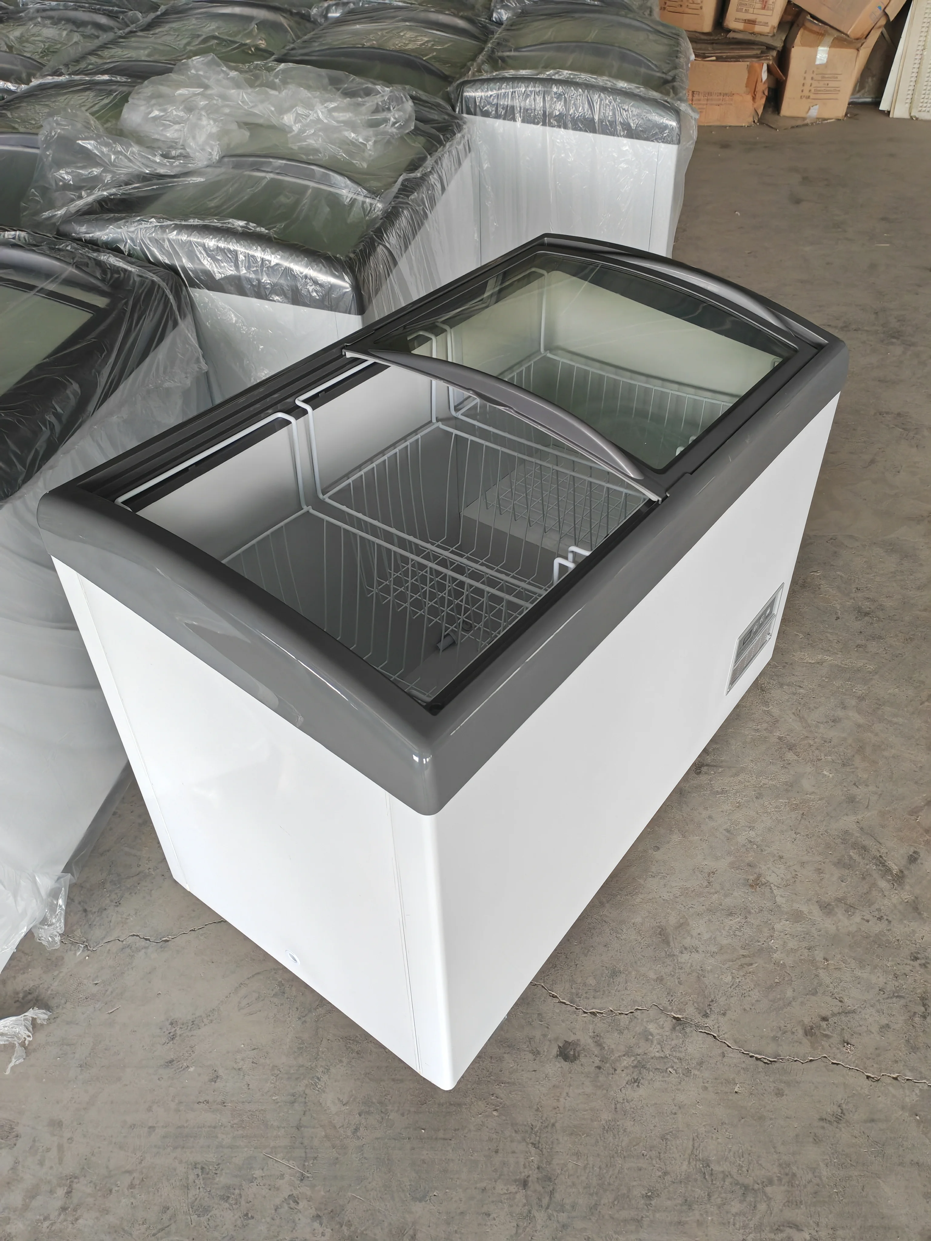 Commercial Ice Cream Display C - Commercial Chest Freezer 评论和价格