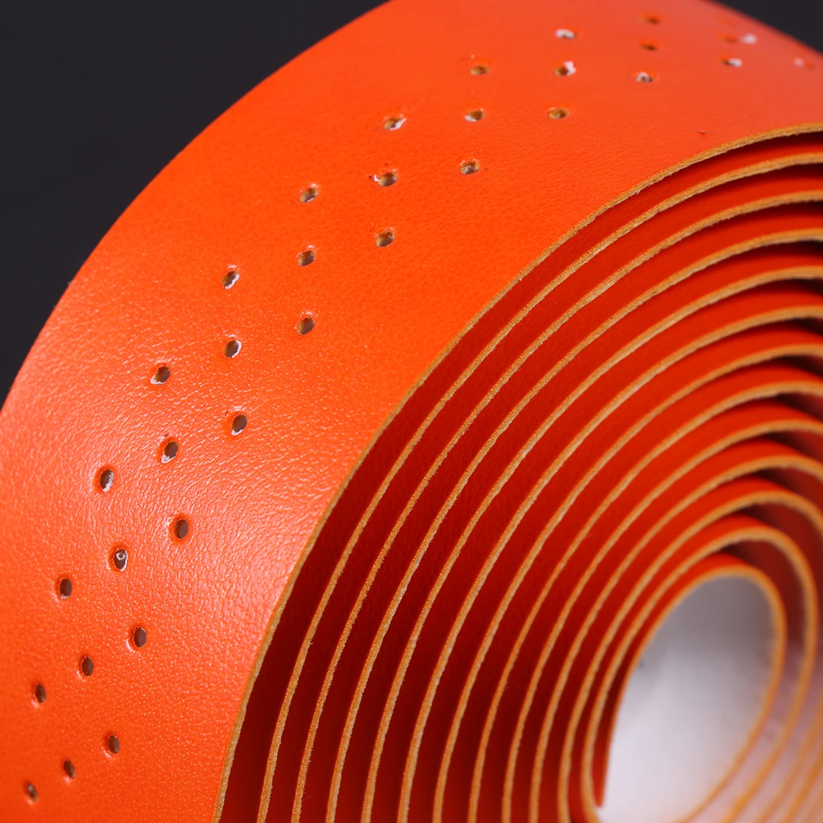 

1 set Punched Bicycle Handlebar Tape Shock Absorbent Grips Waterproof Skid Proof PU Bike Wraps for Mountain Road Bikes