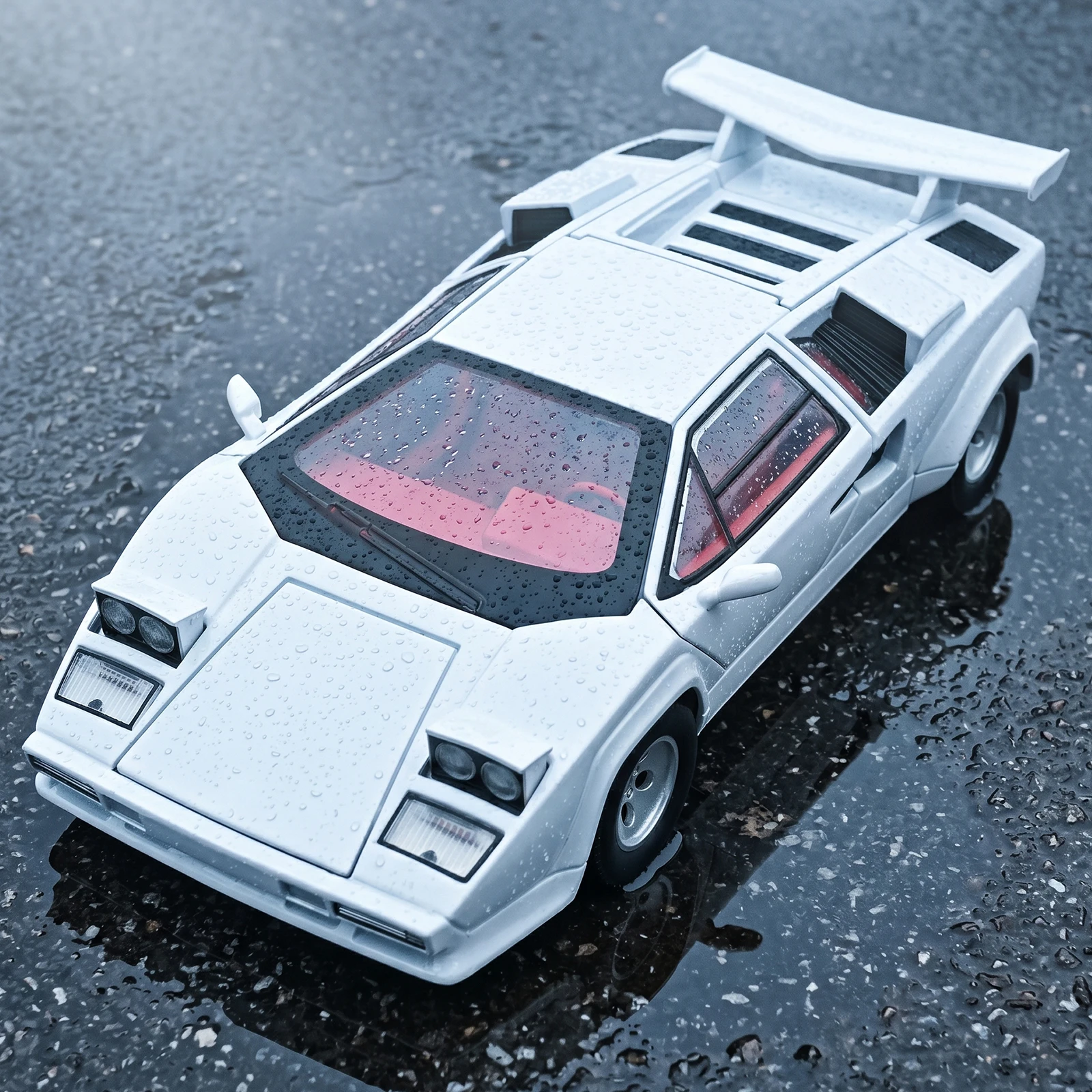 Spray 1:24 Countach LP500S Supercar Alloy Metal Diecast Model Car Home Decoration & Computer Desktop Ornaments Gifts