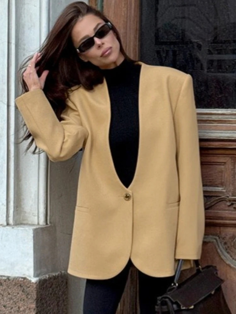

Tossy Elegant Commuter V-Neck Suit Jacket Female Solid Loose Long Sleeves Patchwork High Street Autumn 2025 Coat For Women Suit