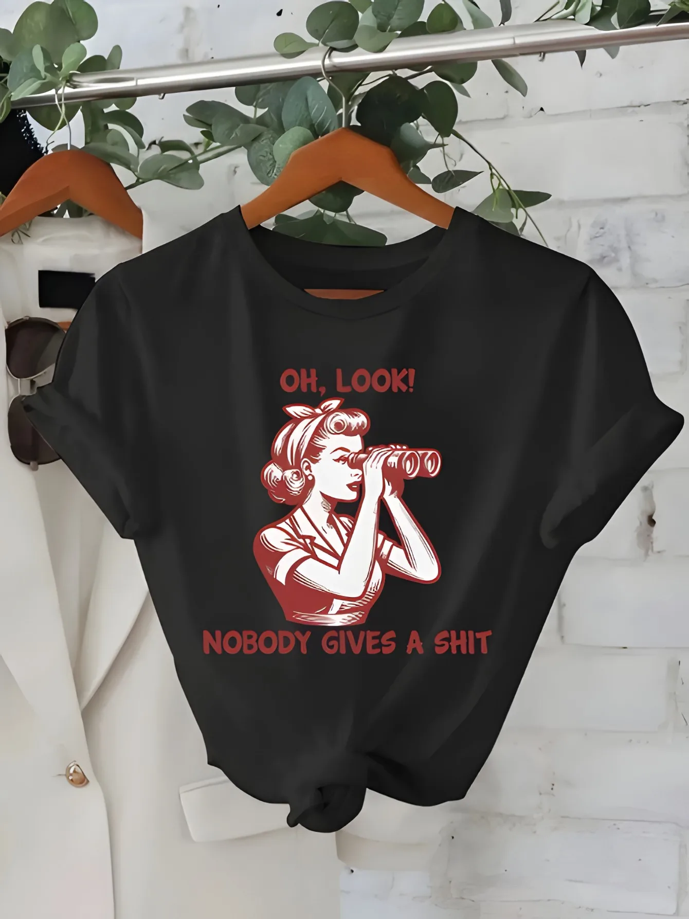 هدايا التخييم والعطلات تي شيرت بأكمام قصيرة لا أحد قادمًا أن أراك تي شيرت مطبوع ربيعي قابل للغسل في الغسالة #2