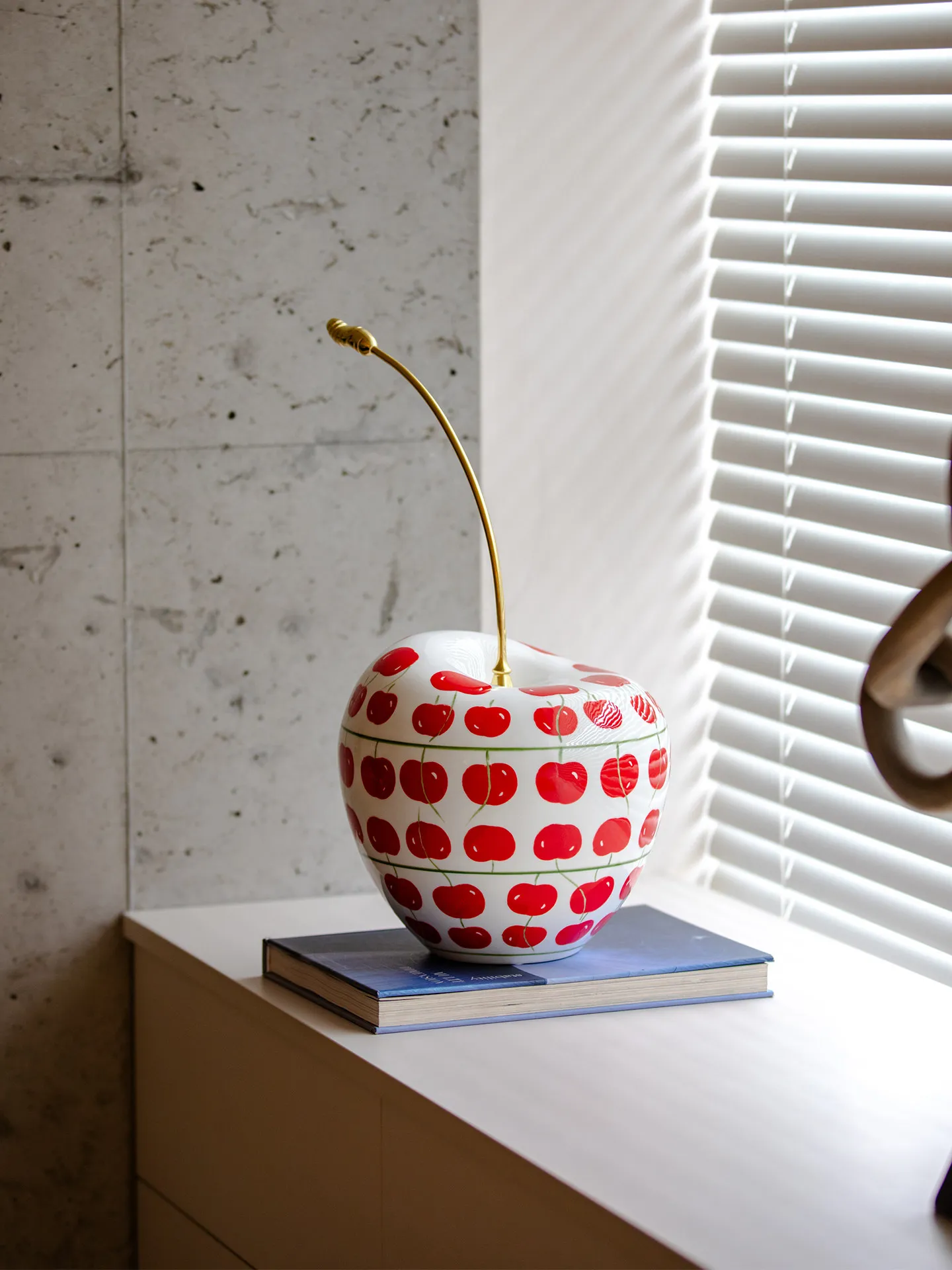 High value cherry ceramic hand-painted desktop creative ornament simple modern decoration living room porch cabinet