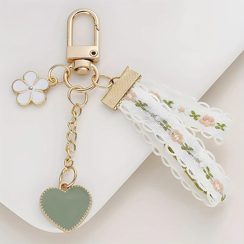 Cute And Fresh Daisy Green Love Keychain Lace Ribbon Phone Chain Airpods Pendant Car Key Decoration Pendant, Exquisite Gift