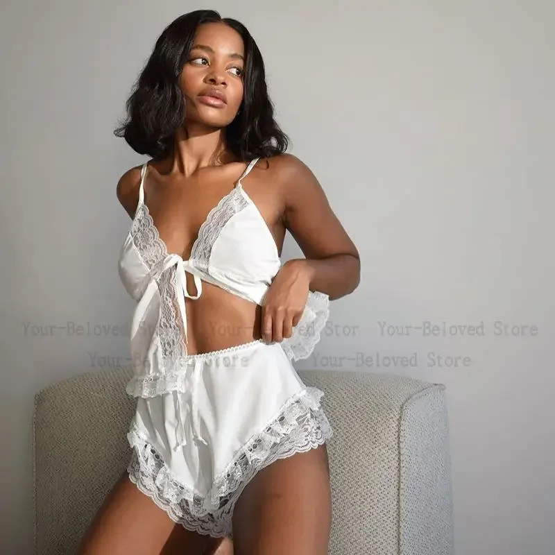 

Белый топ и шорты с кружевной отделкой, модный пижамный комплект без рукавов, женское летнее новое нижнее белье, атласная домашняя одежда