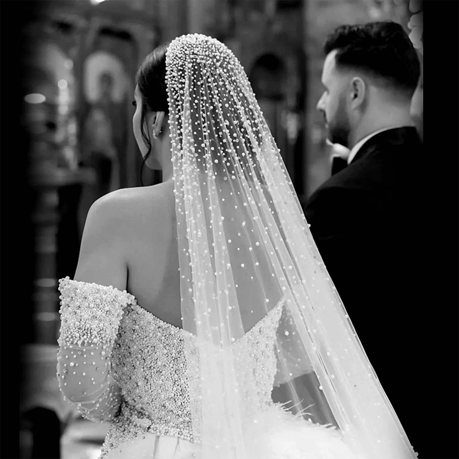 Luxurious Women Bridal Wedding Veil Pearls Beaded Long Cathedral 3m Bride's Hair Veil Headpieces Marriage Accessories
