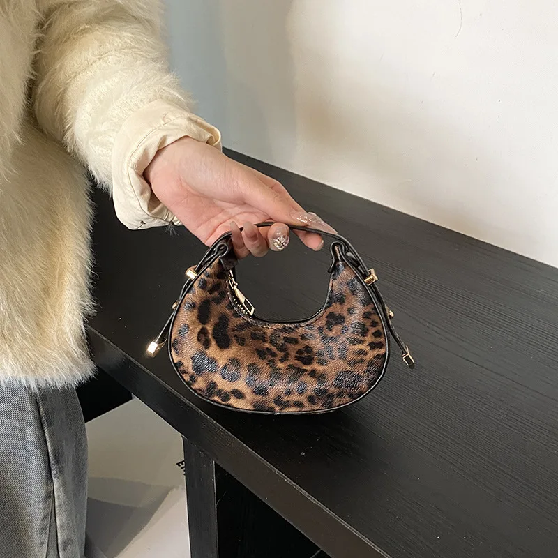 

Fashionable Women's Bag, Chic Mini Tote Bag Temperament Leopard PU Leather Handbag Purse for Women Evening Party Date Daily Wear