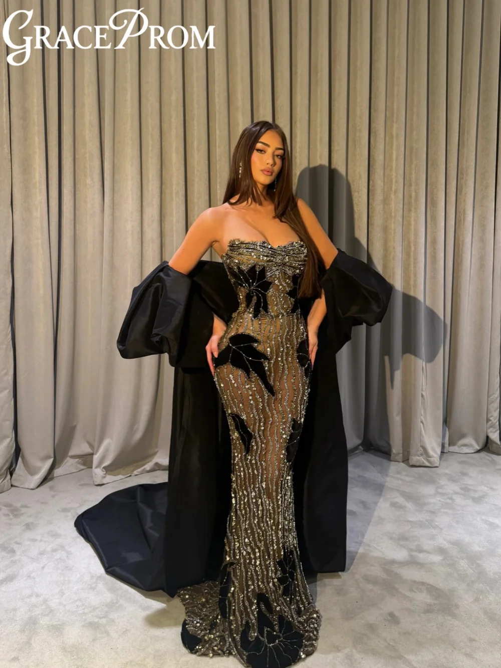 

Stunning Beaded Appliques Evening Dress With Cape New Strapless Floor-length Formal Party Gown Customized Stylish Banquet Gowns