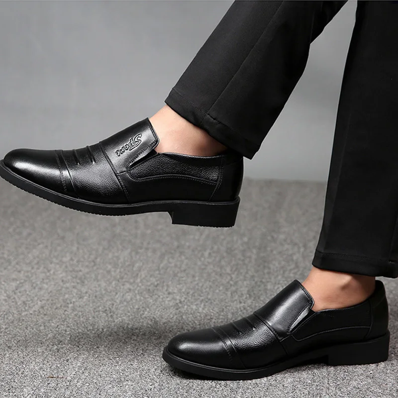 Spring 2022 new men\'s pointed shoes brown black wedding shoes Oxford dress shoes loafers men Genuine Leather Casual Shoes