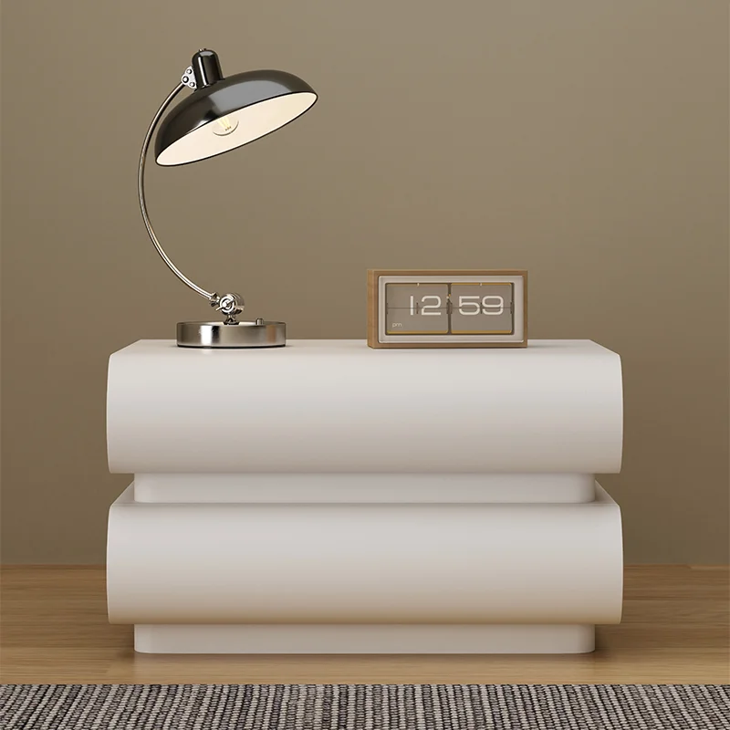 طاولات بجانب السرير كريمية فاخرة، خزائن جلدية بيضاء، أثاث غرفة النوم، طاولات بجانب السرير #2