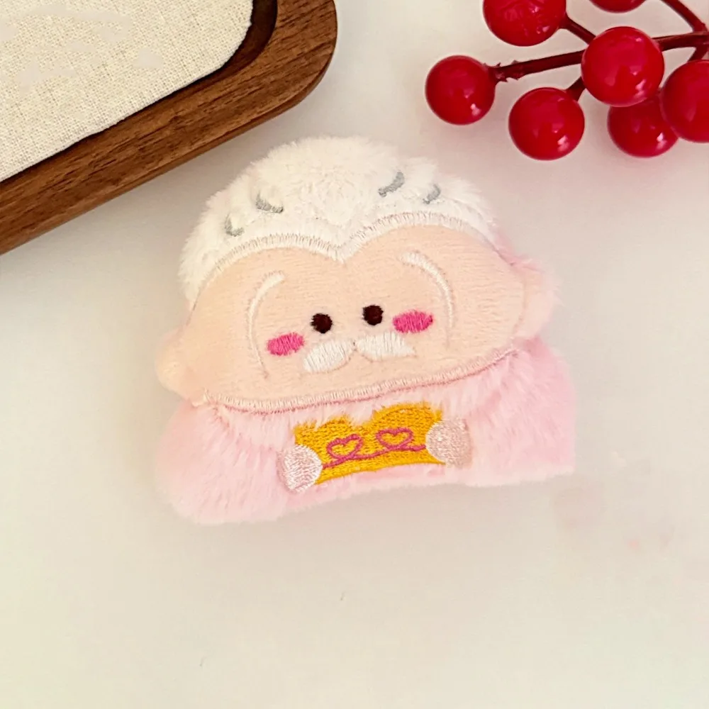 

Guanyin Wealth God Keychain Yuchi Gong Qin Shubao Chinese God Dolls Pendant Maitreya Tathagata Plush God of Longevity Pendant