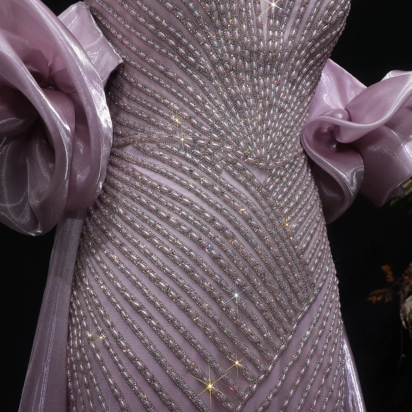 Sharon Said Dubai Luxuriöses Einschultriges Abendkleid mit Langer Schleppe, Stark Perlenbestickt, Saudi-Arabisches Damen-Abendkleid SS016 Maßanfertigung – Detail 13