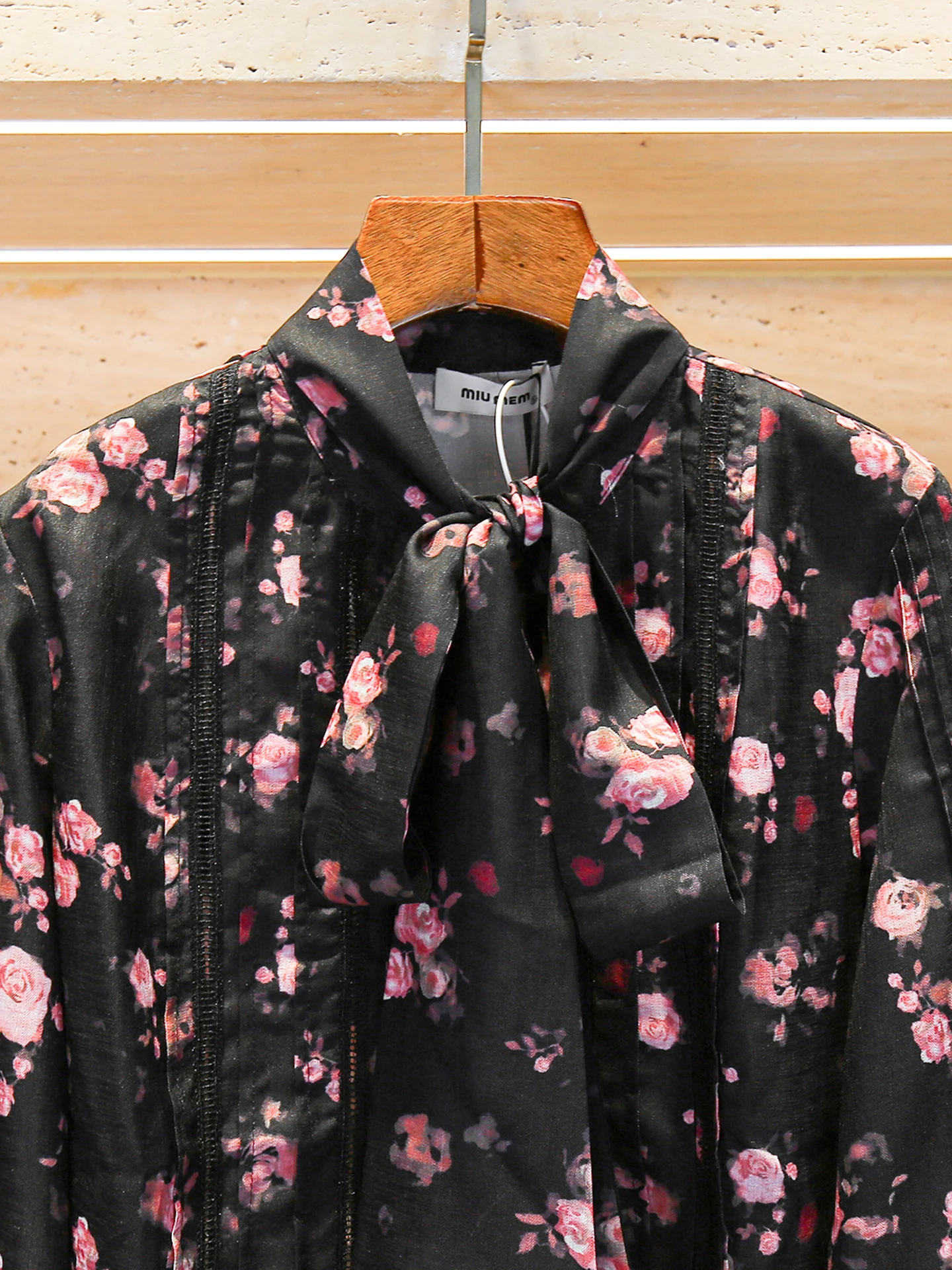 

Faionable ort Printed irt with Tie Stand Collar Premium Women's Clothing by Nan You for Younger Looking Commute Sle
