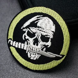 Skull Patches Size:6.0x6.0cm Iron On Cloth Embroidered Applique Sewing Clothes Apparel Accessories Circular Pirate