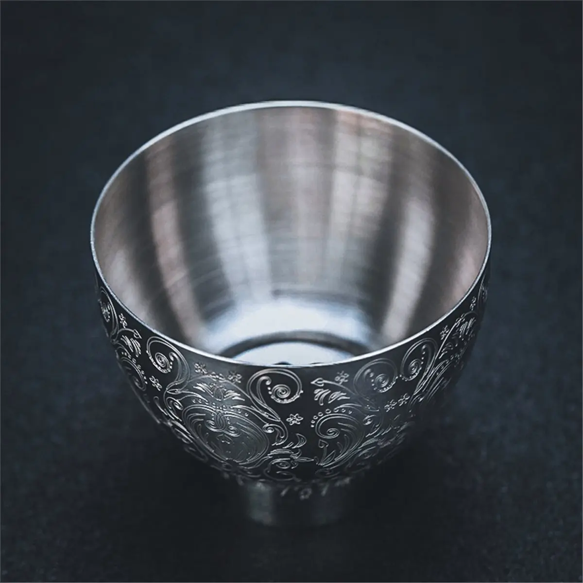 

Высокое качество 500 мл резьба резьба винтажный бар шейкер из нержавеющей стали коктейль Бостон барные инструменты