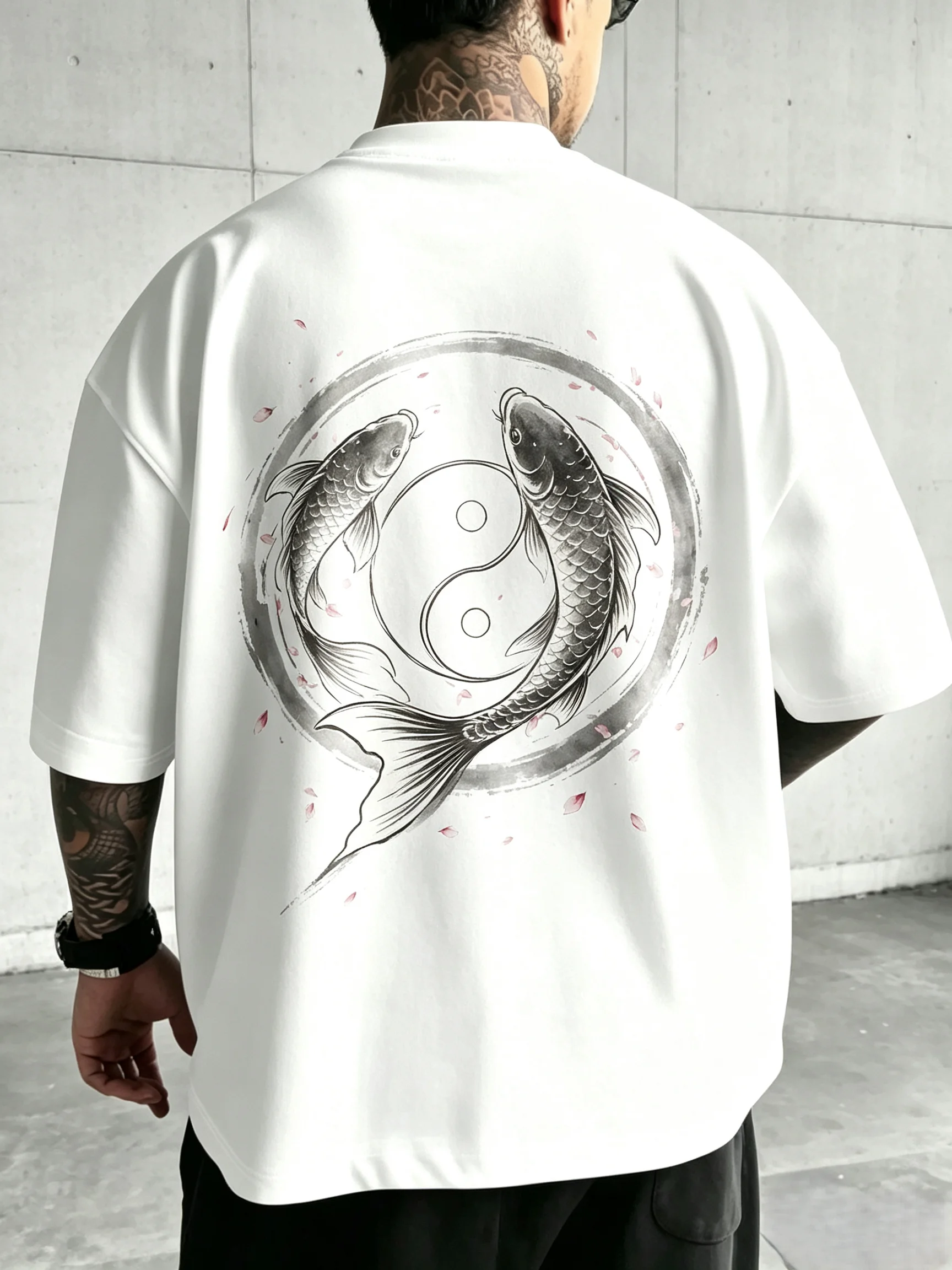 Unisex Oversized T‑Shirt Yin Yang Dual Koi Fish Ink Wash Circle Sakura Petals Back Print Hip Hop Streetwear Short Sleeve Casual Tee For Men Women