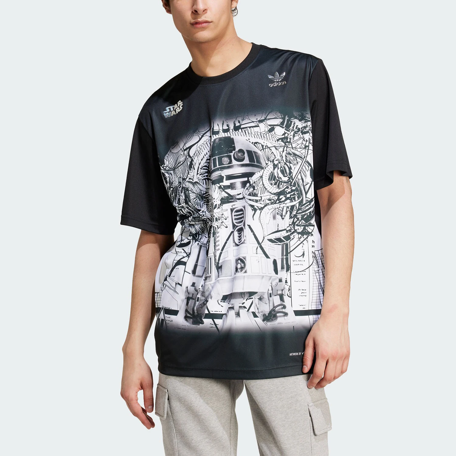 

Adidas genuine Originals Men's Casual Printed Loose Fit Sport T-Shirt IV9469