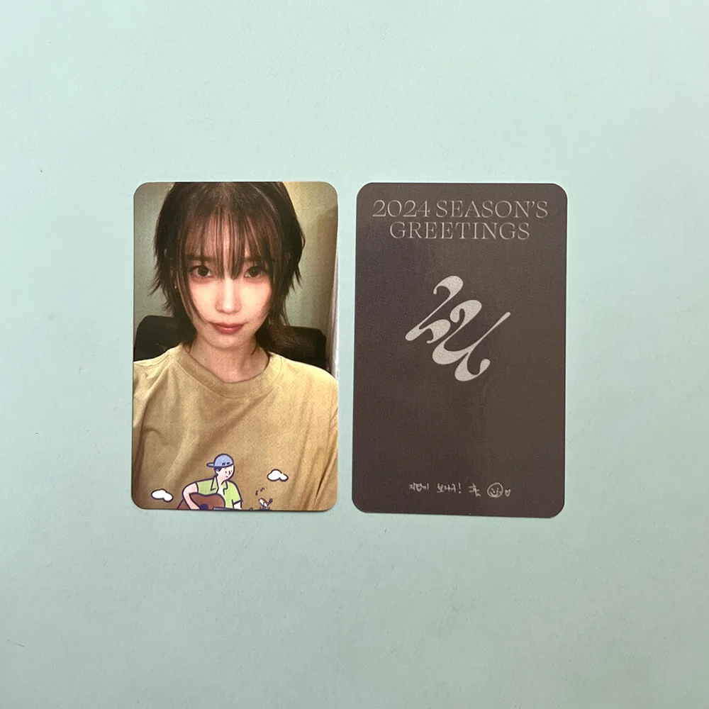 4 Pz/set Idol IU Lomo Carte 2024 Season's Greeting Photocards HD Stampa Carte Fotografiche Ragazza Lee Ji En Ventole Collezione Regali